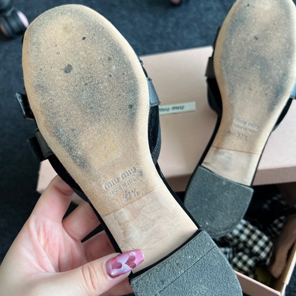 Very good condition velvet black Miumiu flats with ribbons size7.5 - Picture 6 of 6